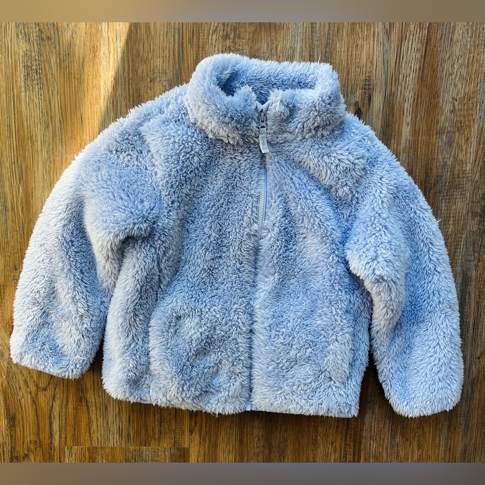 Uniqlo Cozy Fluffy Fleece Purple Jacket Size 3-4Y